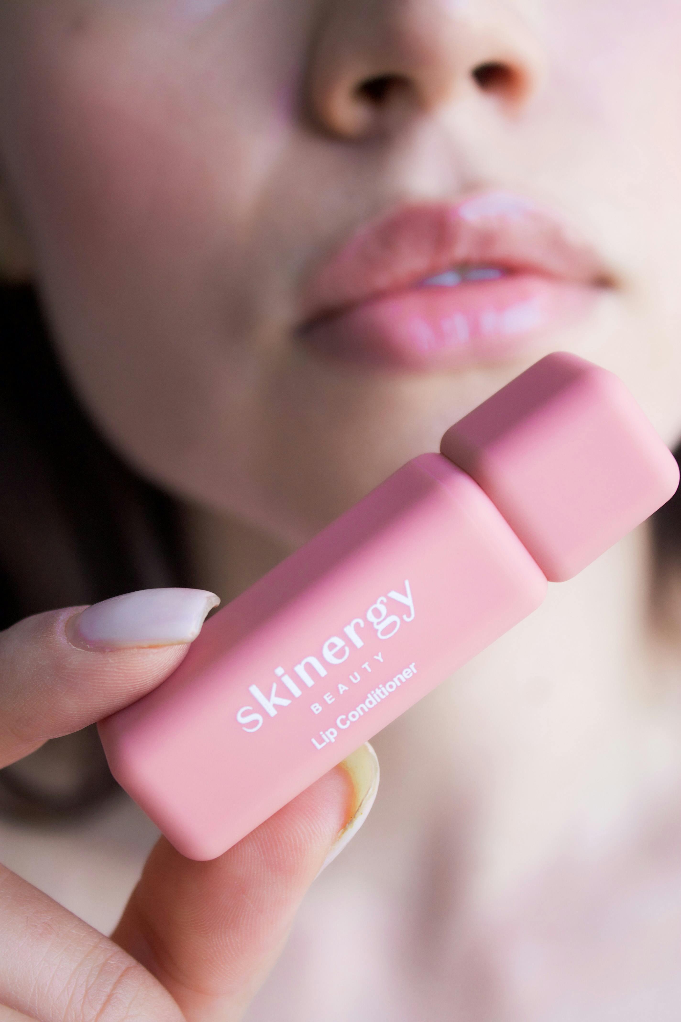 What does pink mean on a flag?