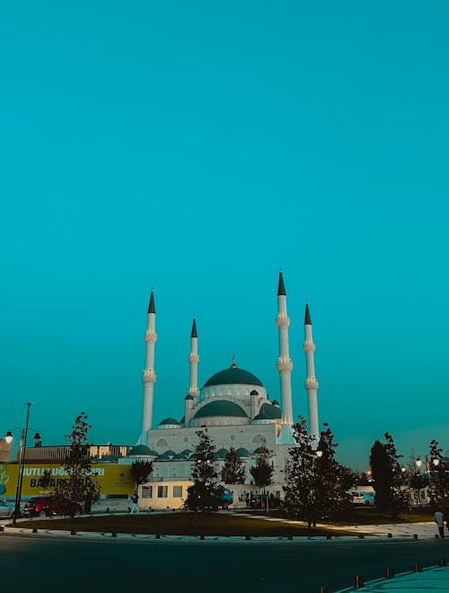 Kostnadsfri bild av blå himmel, hala sultan camii, istanbul