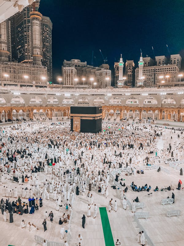 Grand Mosque at night