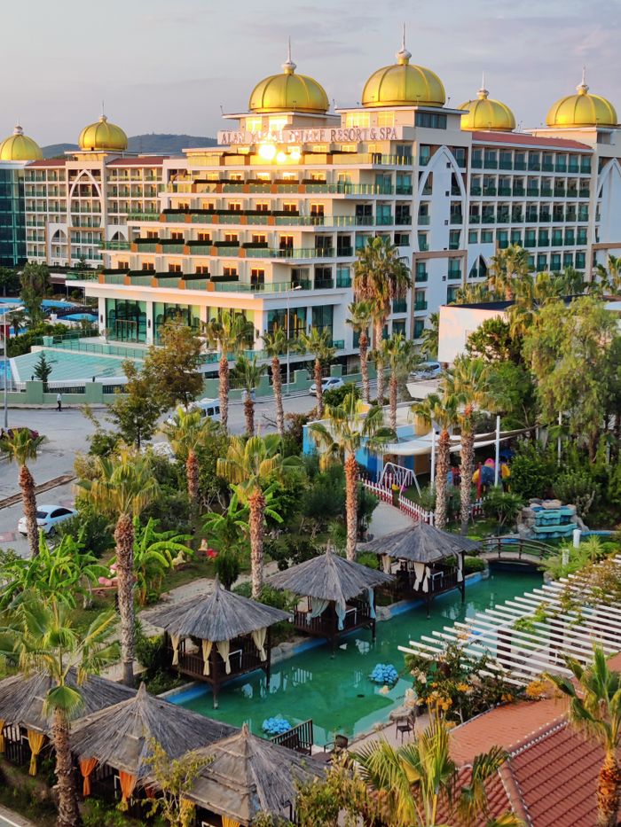 Azure Cove Resort & Spa photo 5