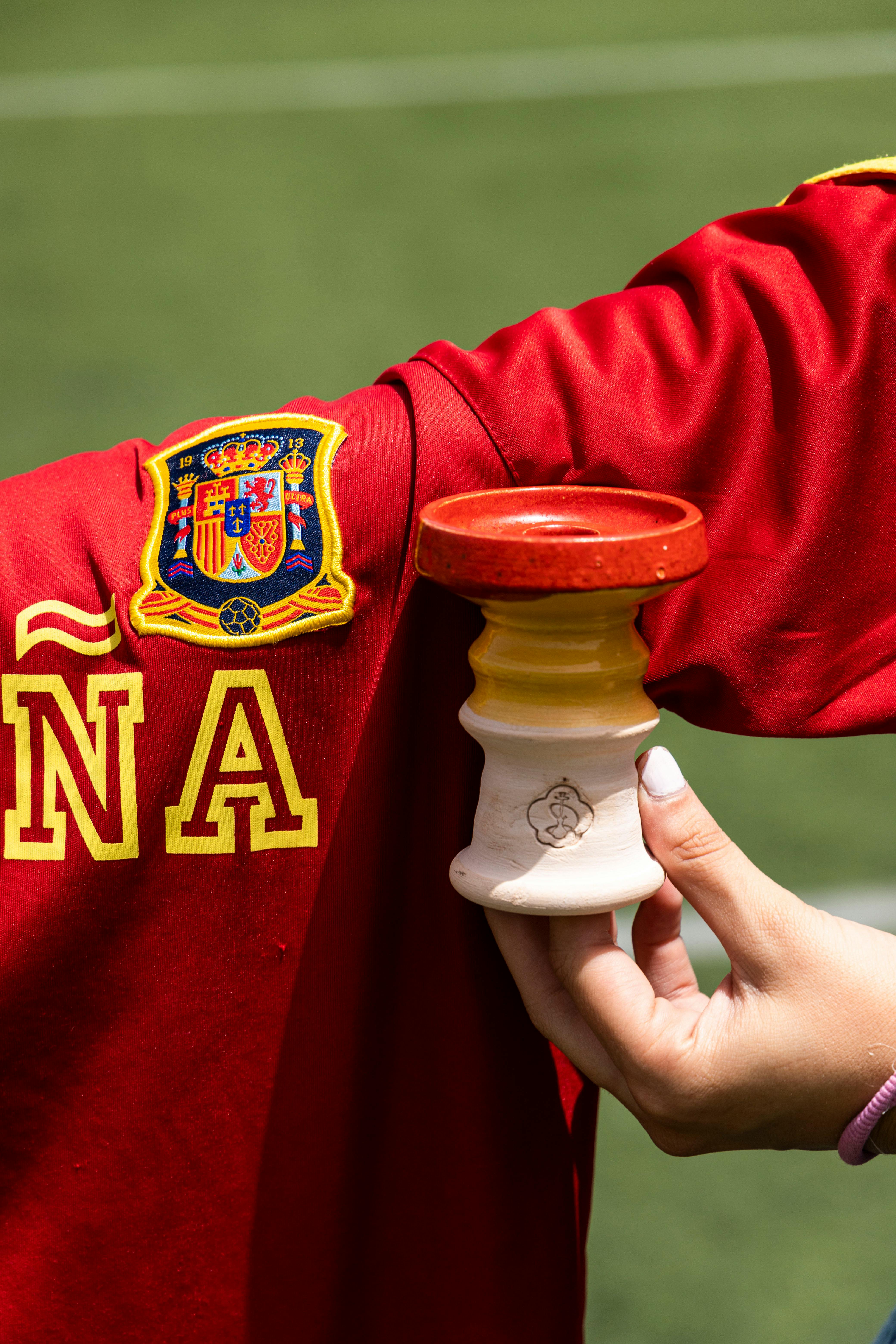 la roja bowl