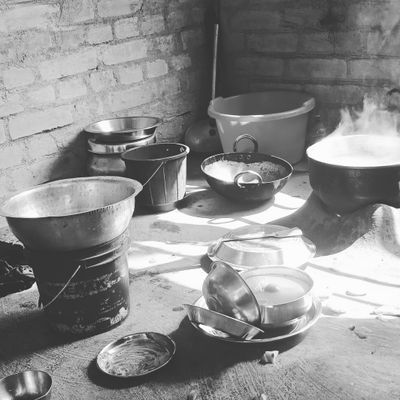Stacked metal cooking pots — Laxmi laxmi on Pexels