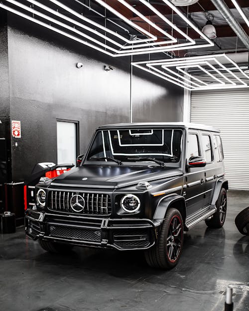 A Black Mercedes-Benz G Class