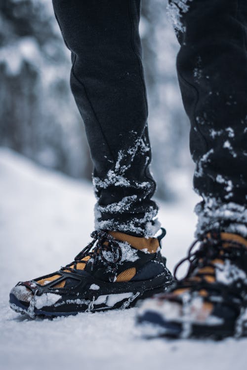 Foto stok gratis @ luar, alas kaki, dingin