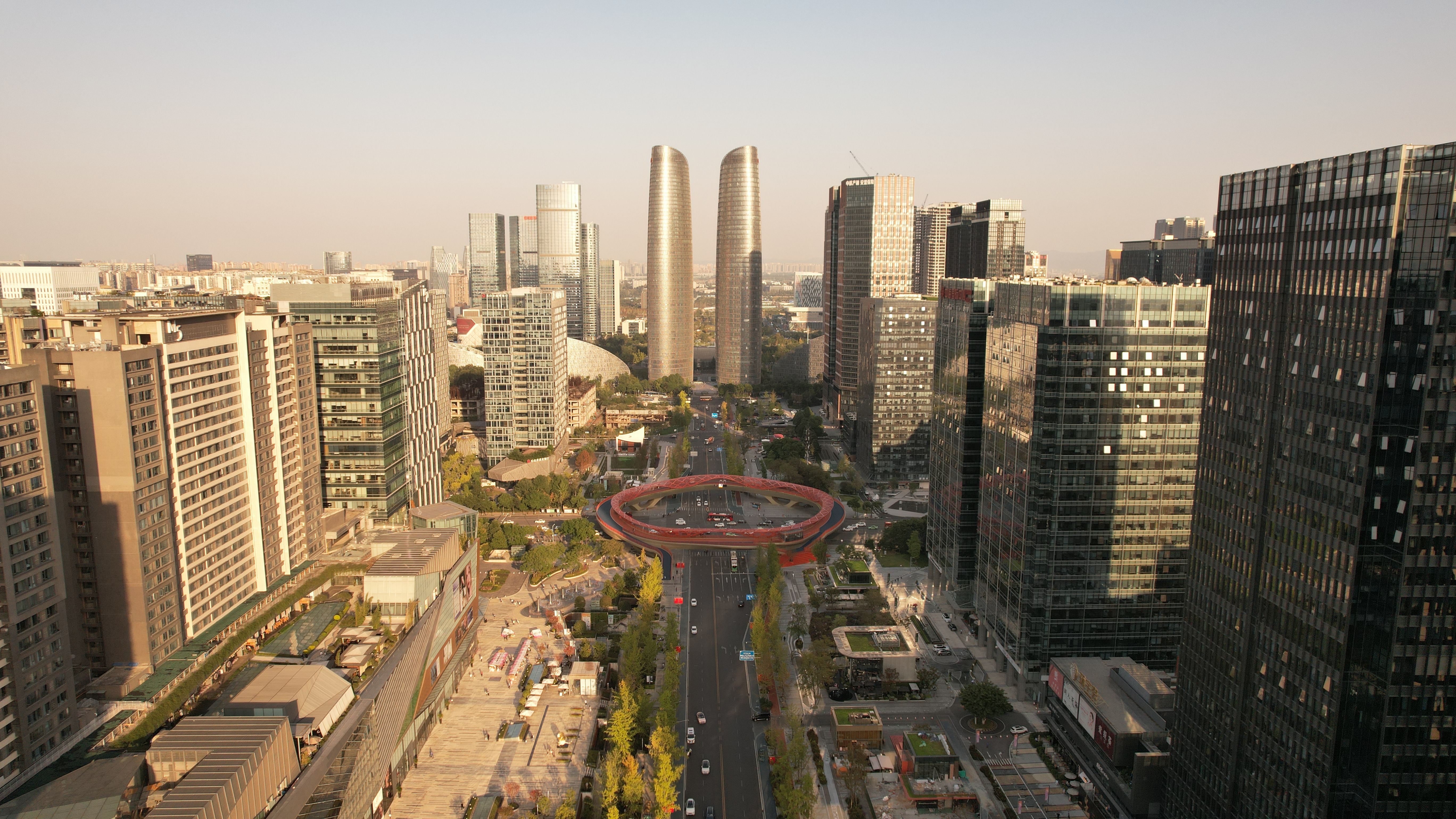 T win Tower
