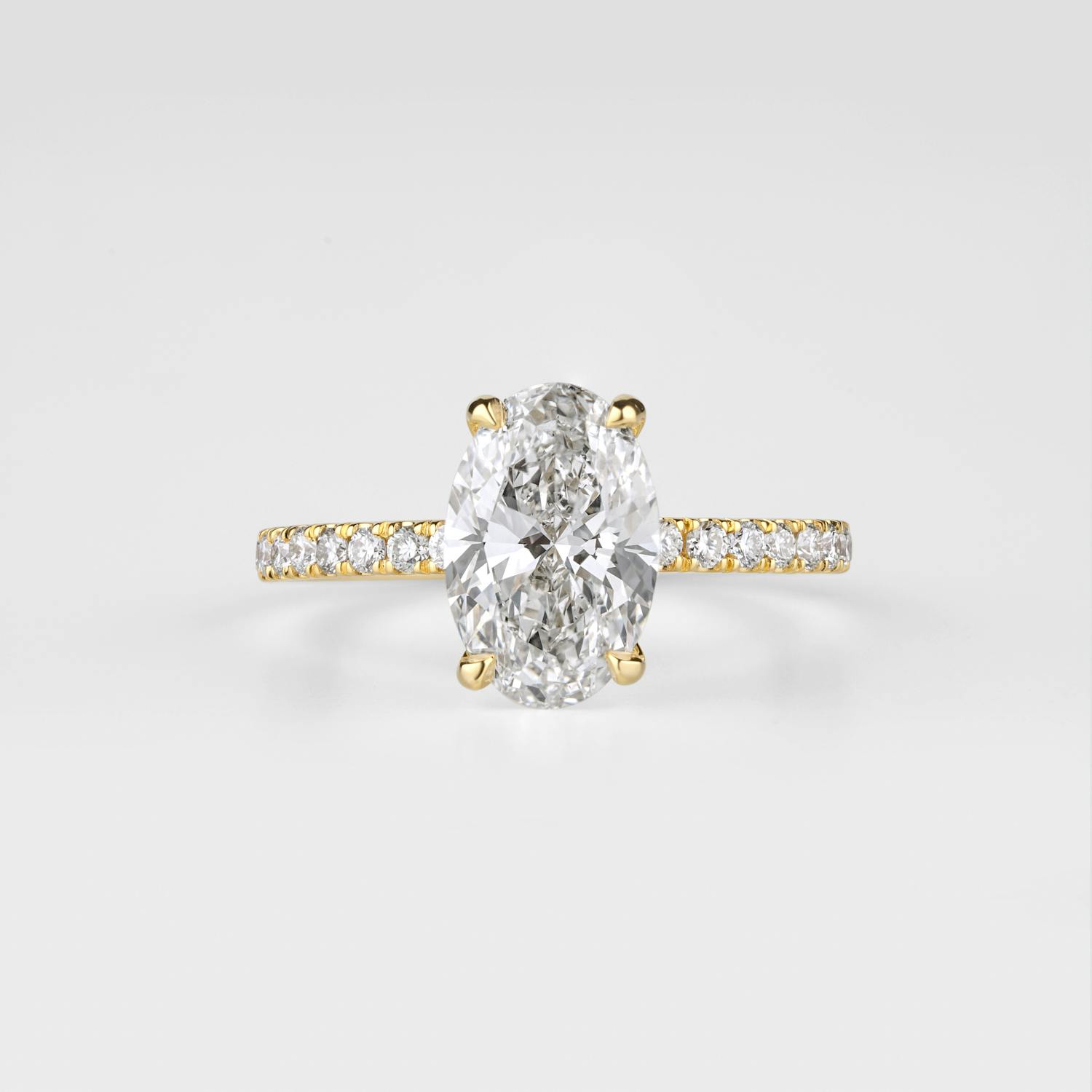 High jewelry floral diamond design