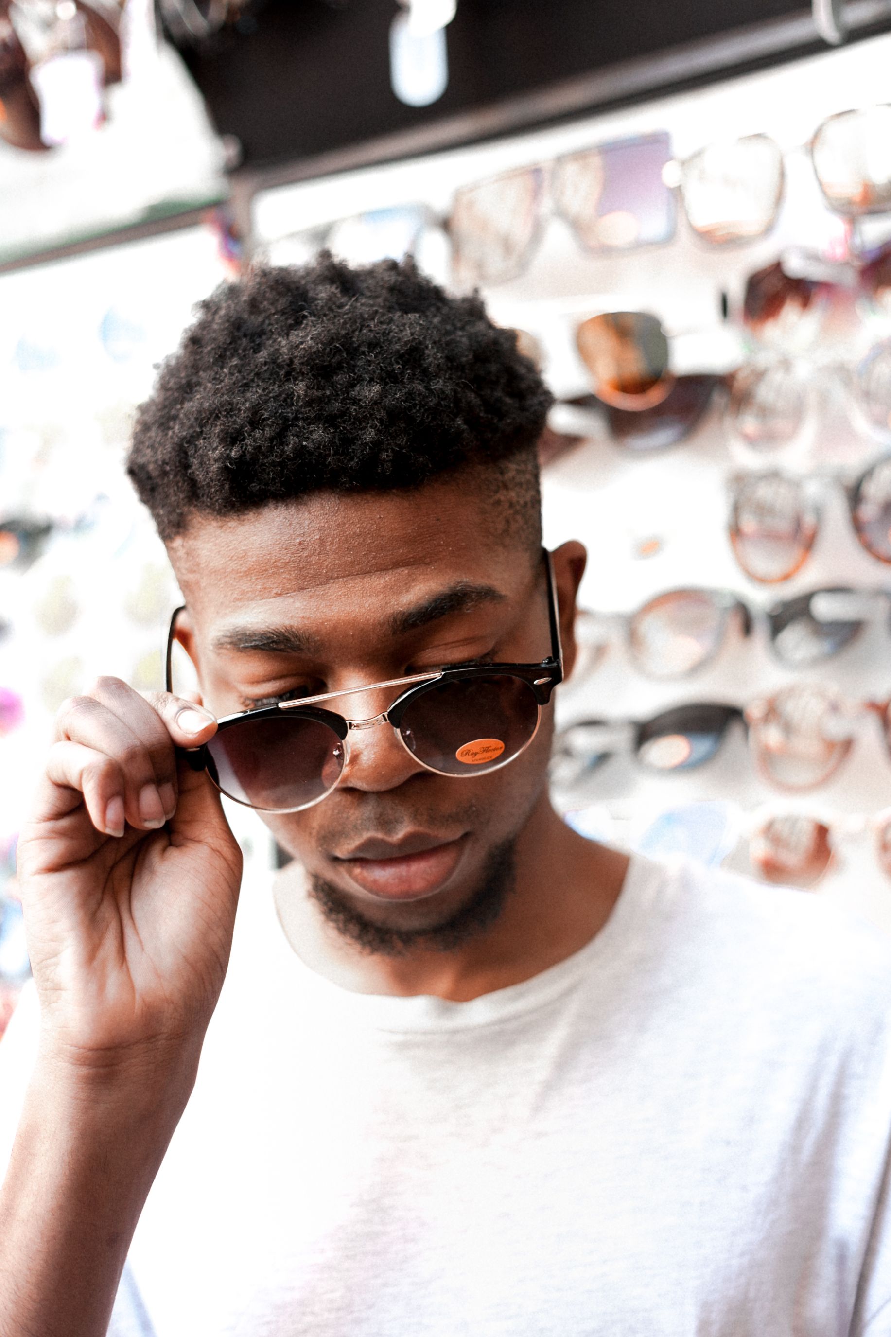 Man Wearing Black Aviator Sunglasses · Free Stock Photo