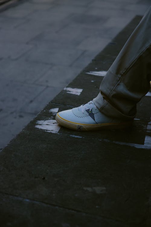 Foto profissional grátis de calça, calçada, calçadas