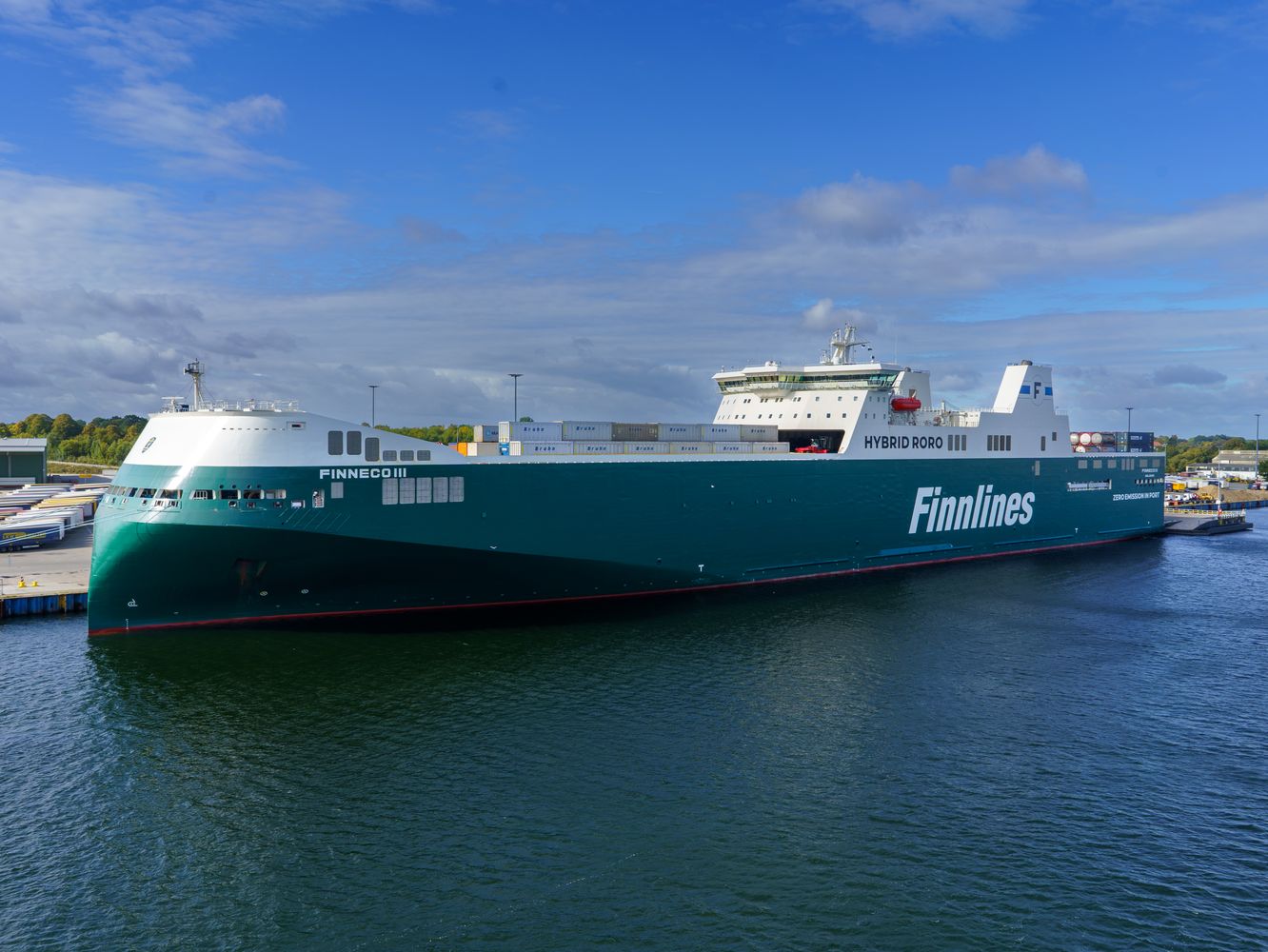 Curious Roo Vessel Roro Vessel Photos, Download The BEST Free Roro Vessel Stock Photos ...