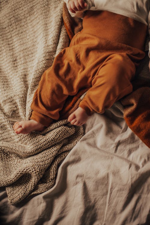 Free Feets of Newborn on Blankets Stock Photo