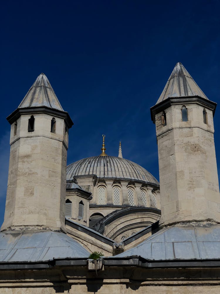 Nuruosmaniye Mosque