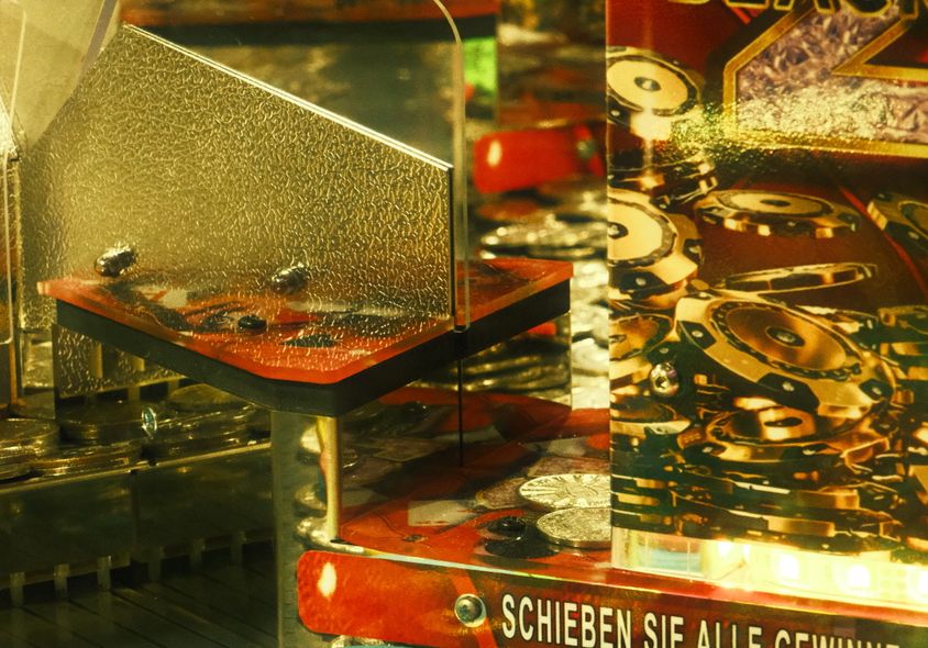 Online Casino: Spielautomaten und Live-Spiele im Überblick