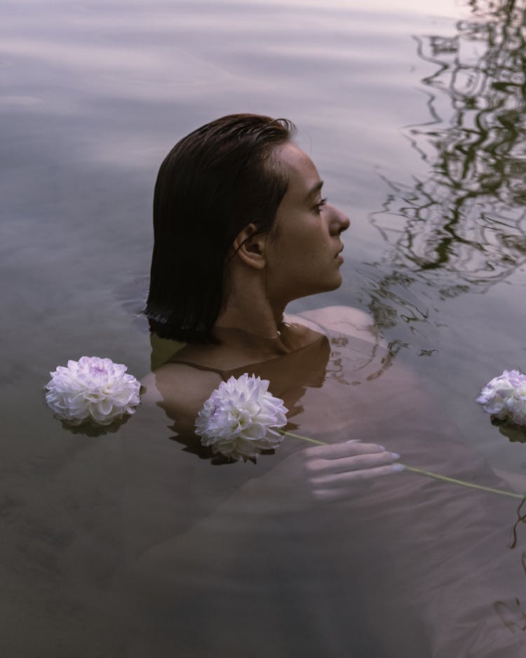 Woan Posing In Water