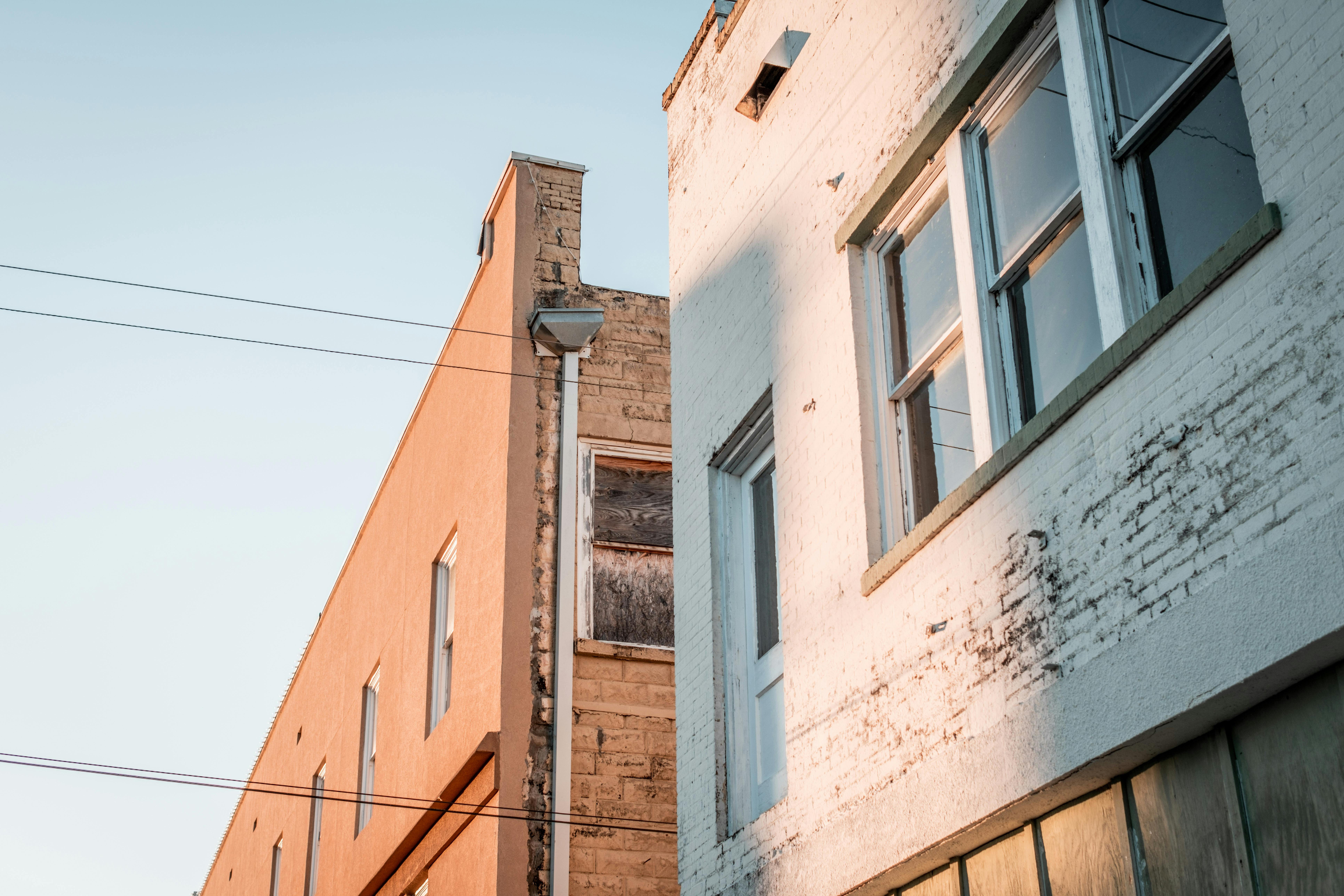 Outage exposes financing and insurance gaps for First Nations housing — Photo by Connor Scott McManus on Pexels