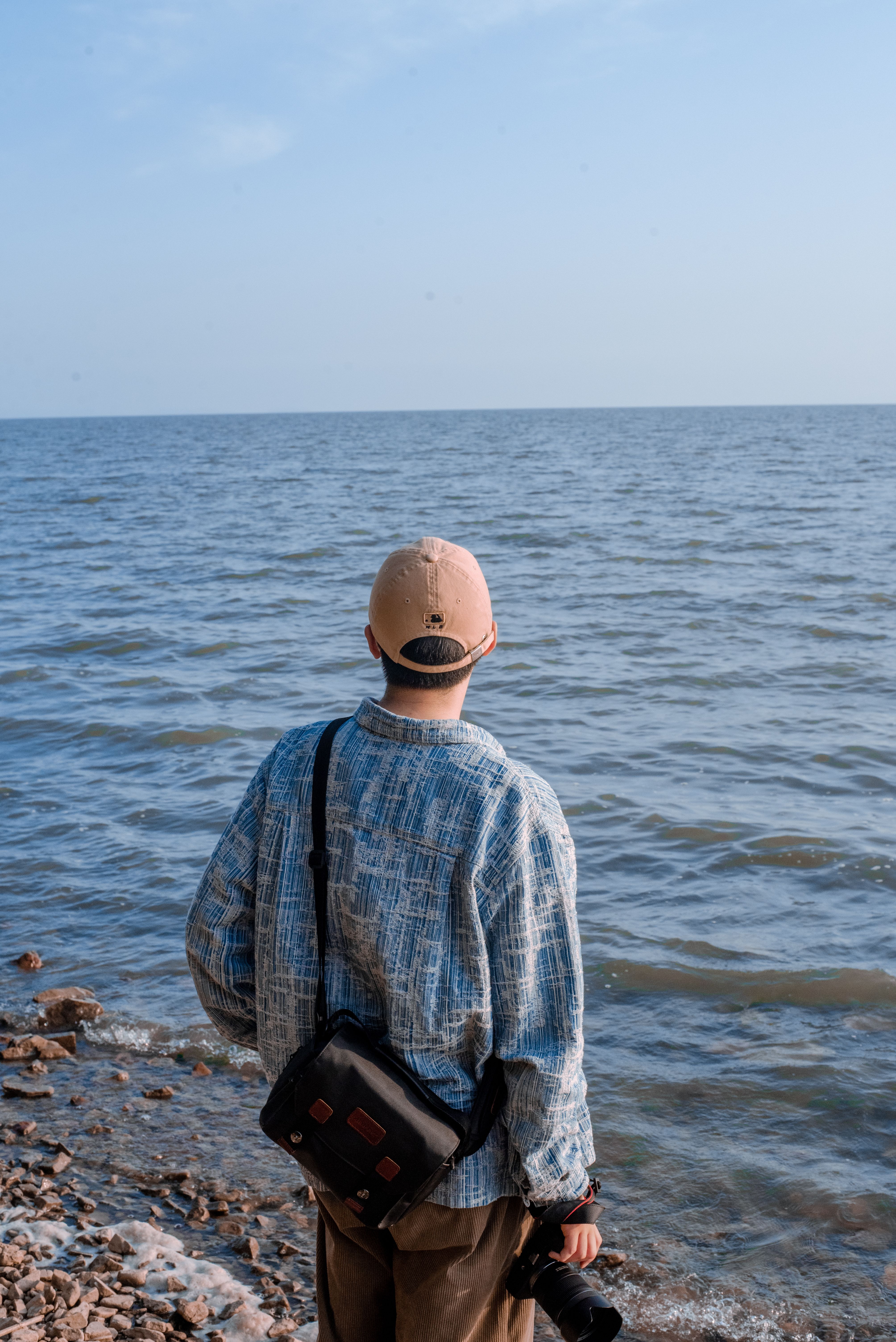 Ce que j’emporte pour une journée photo dans un seul sac — photographier vite sans gaspiller d’images