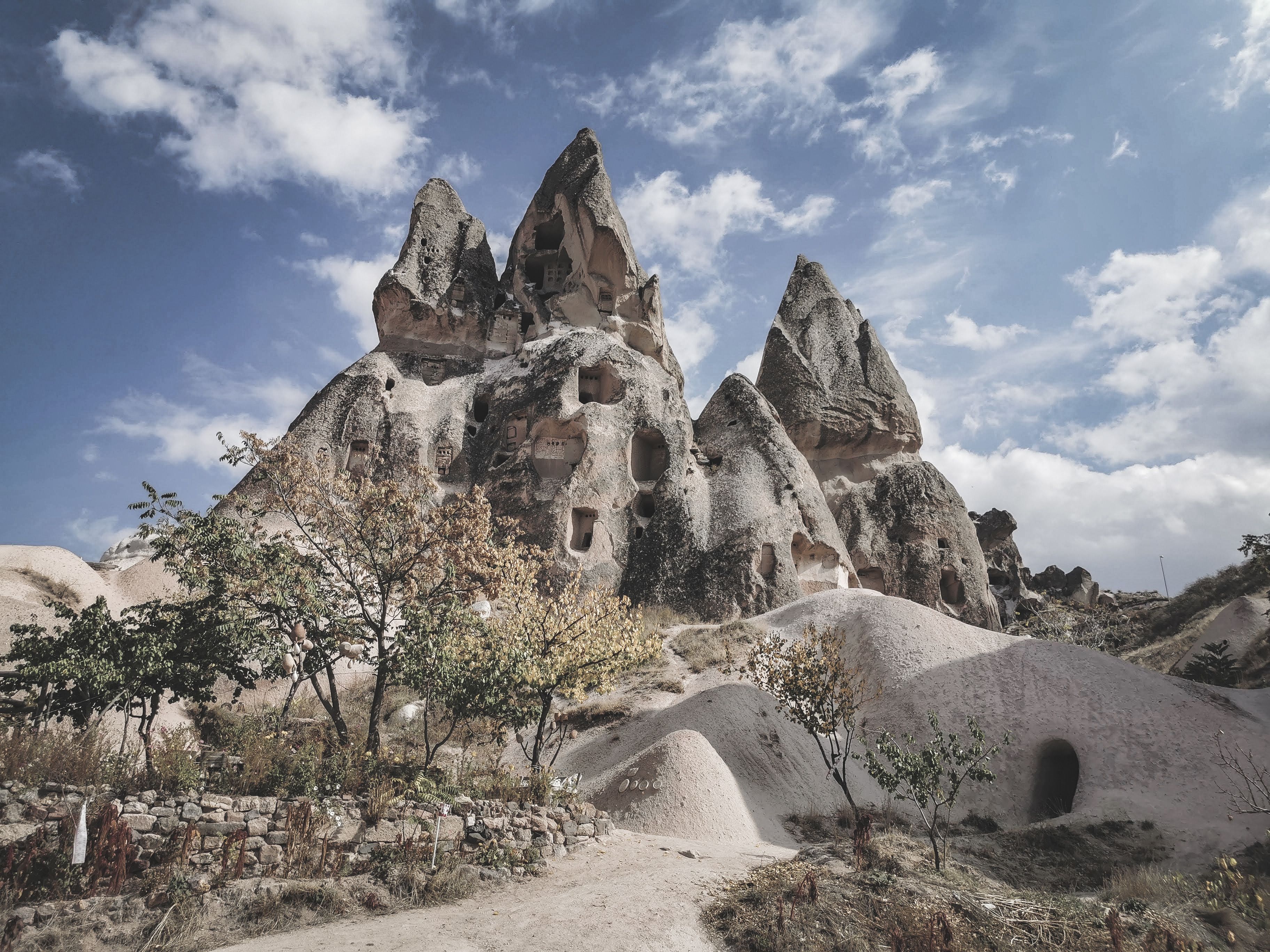 Fantasy RV Tours Featured on Discovery Channel TV Series — Photo by Mehmet Turgut  Kirkgoz on Pexels