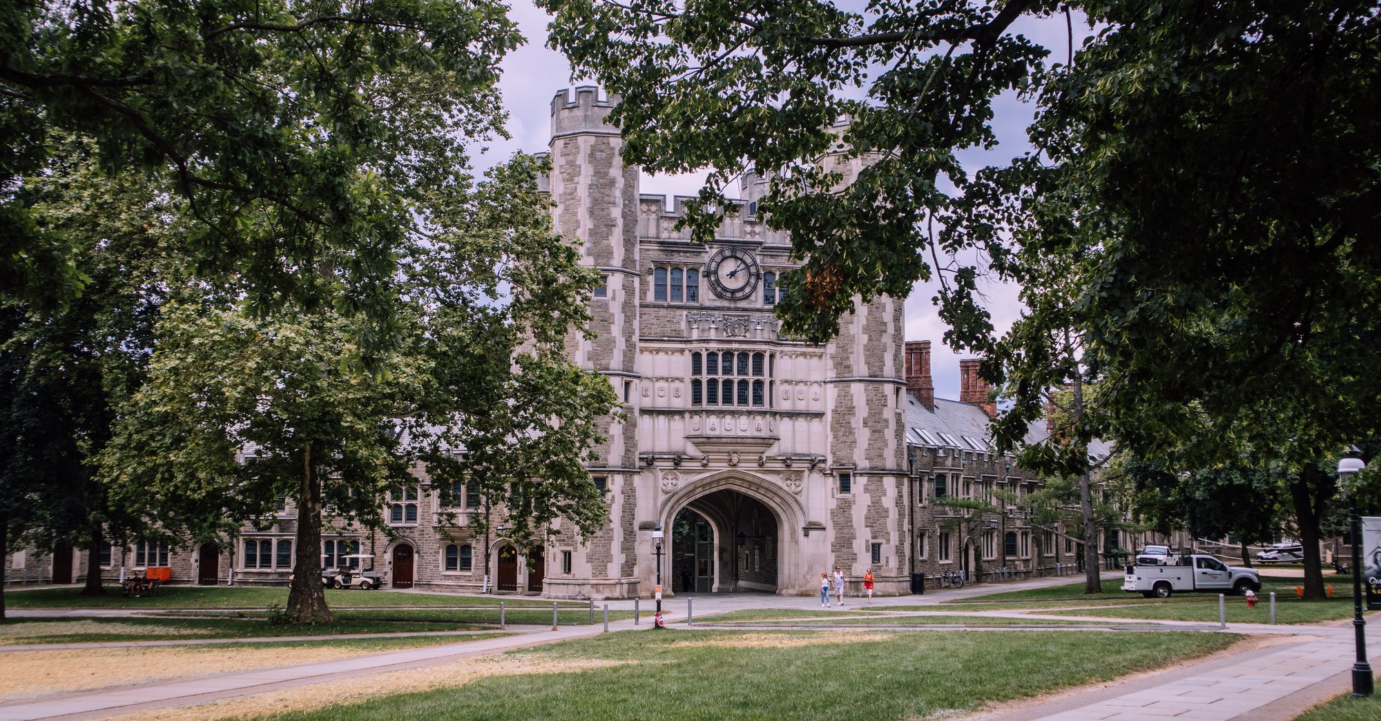 Chegg Faces 60% Downside as Parents Abandon Child Optimization Culture