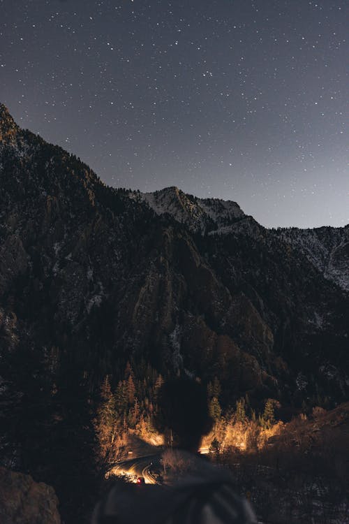 Gratis stockfoto met astrofotografie, avond, bergen