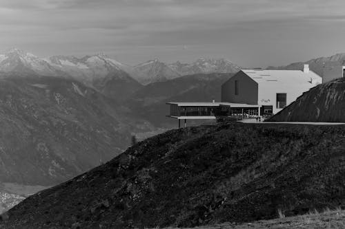 Ilmainen kuvapankkikuva tunnisteilla Etelä-Tiroli, harmaasävyt, Italia