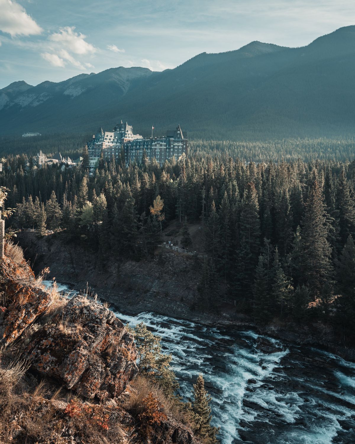 Medicine Hat Lodge hotel spa in Alberta
