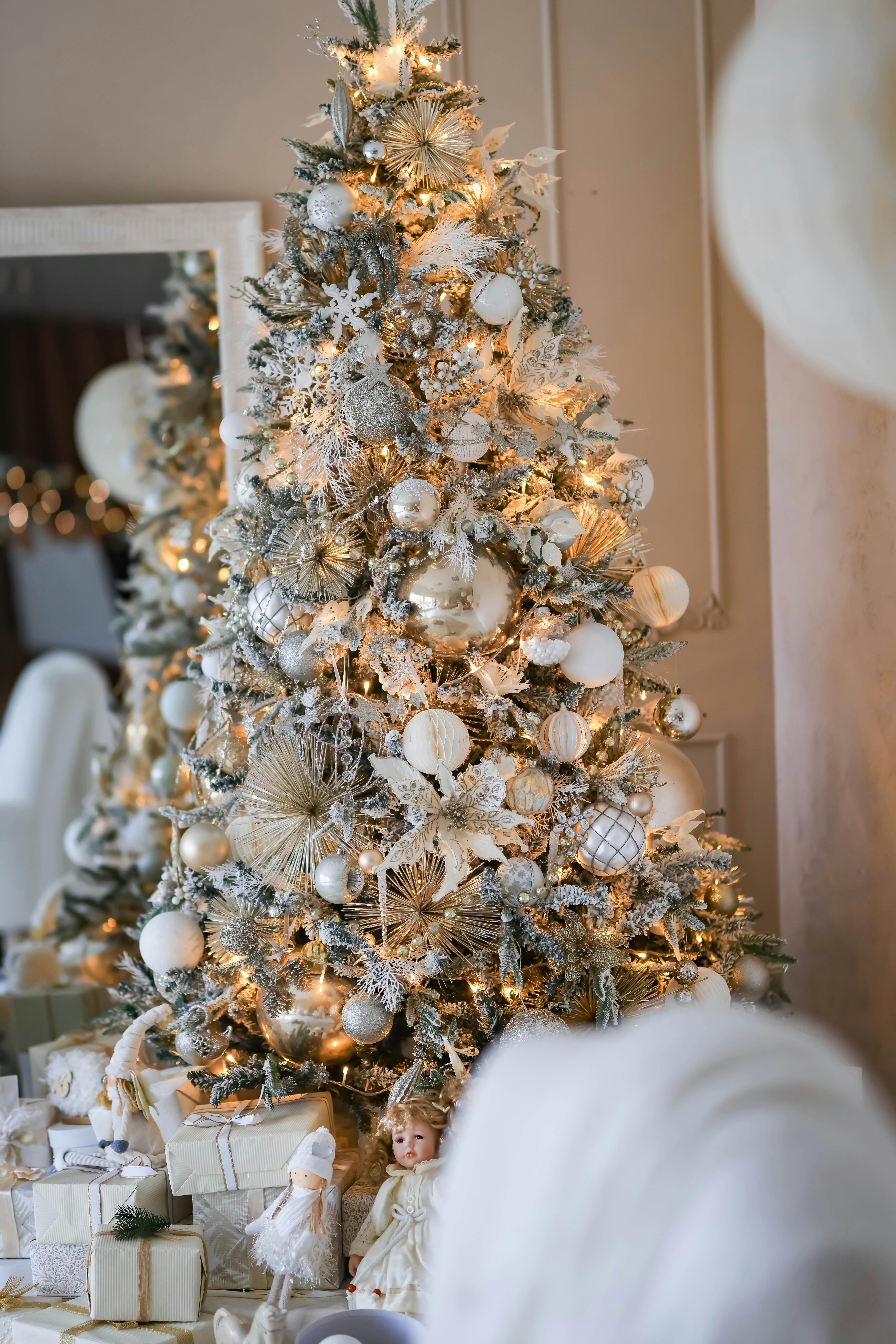 Close up of Christmas Tree · Free Stock Photo