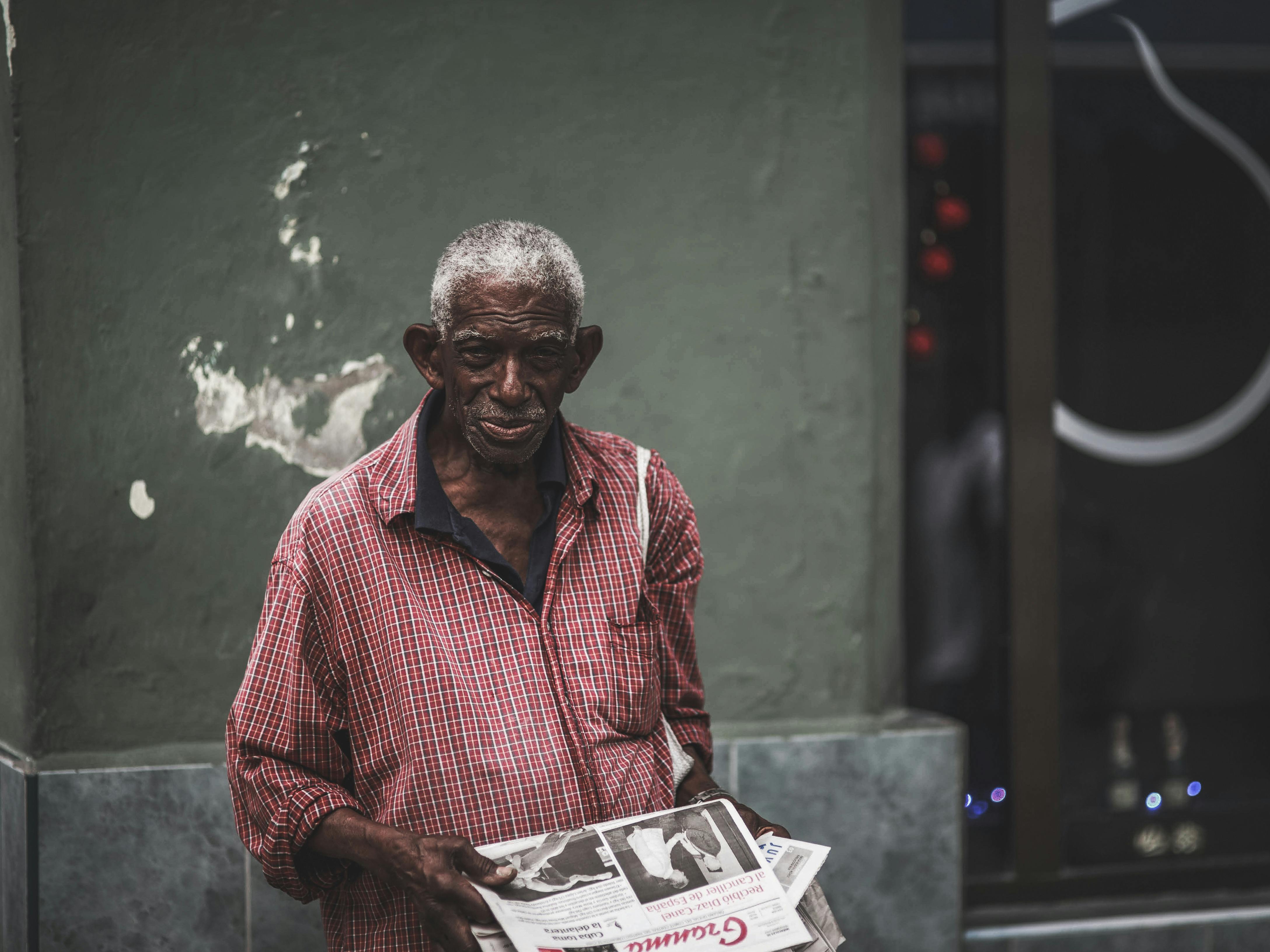 Opinion | Life Is Too Short for Frequent-Flyer Miles — Photo by Mehmet Turgut  Kirkgoz on Pexels