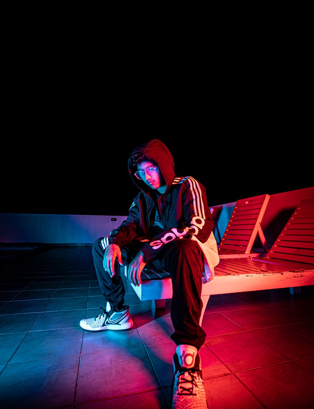 FIT2U athlete portrait at night