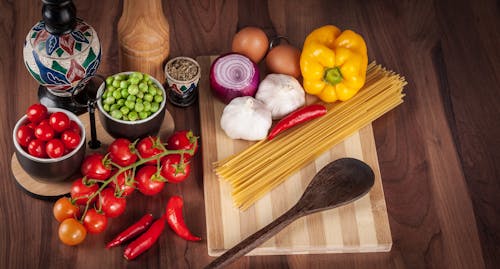 Acı biber, domates, Gıda içeren Ücretsiz stok fotoğraf