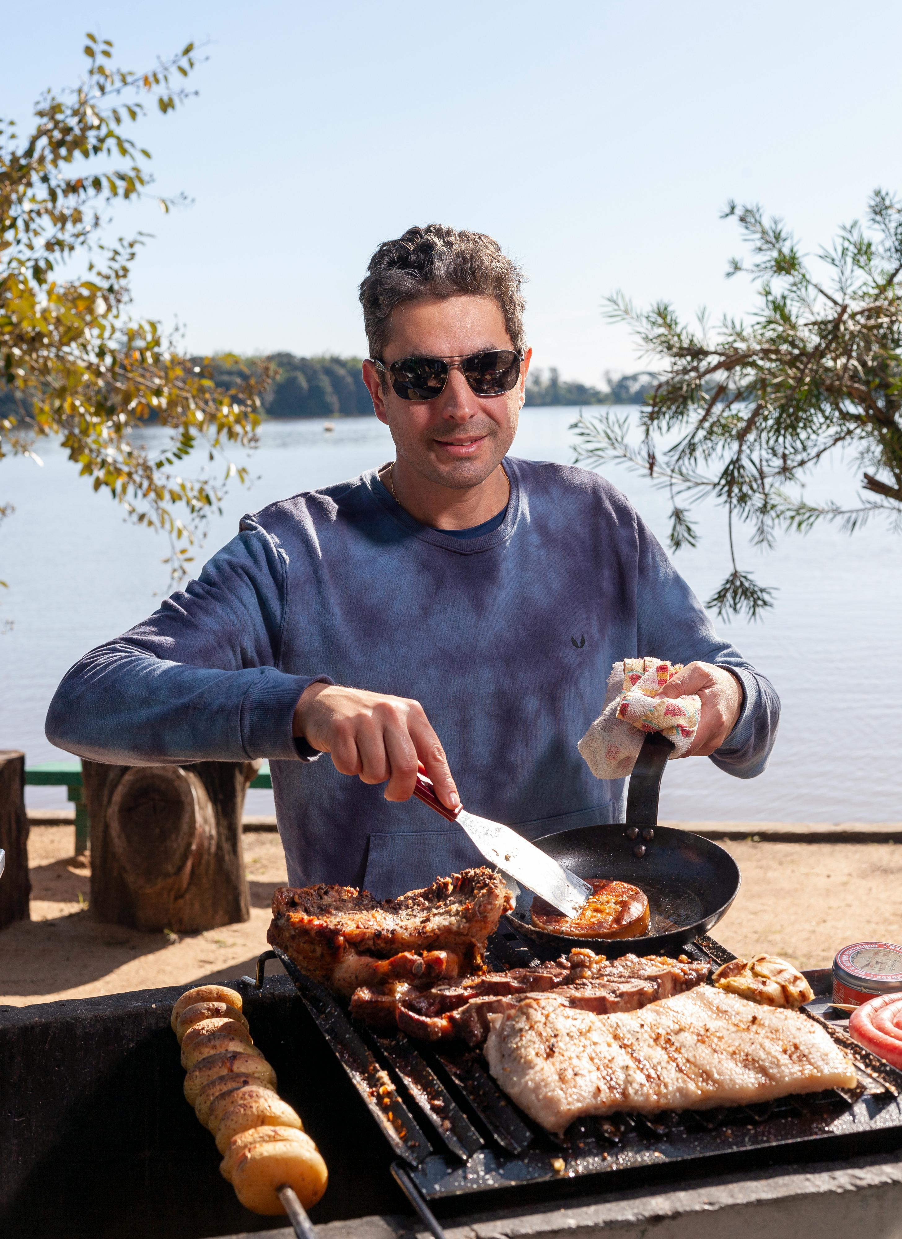 Foto de stock gratuita sobre a la barbacoa, afuera, ambiente relajado ...