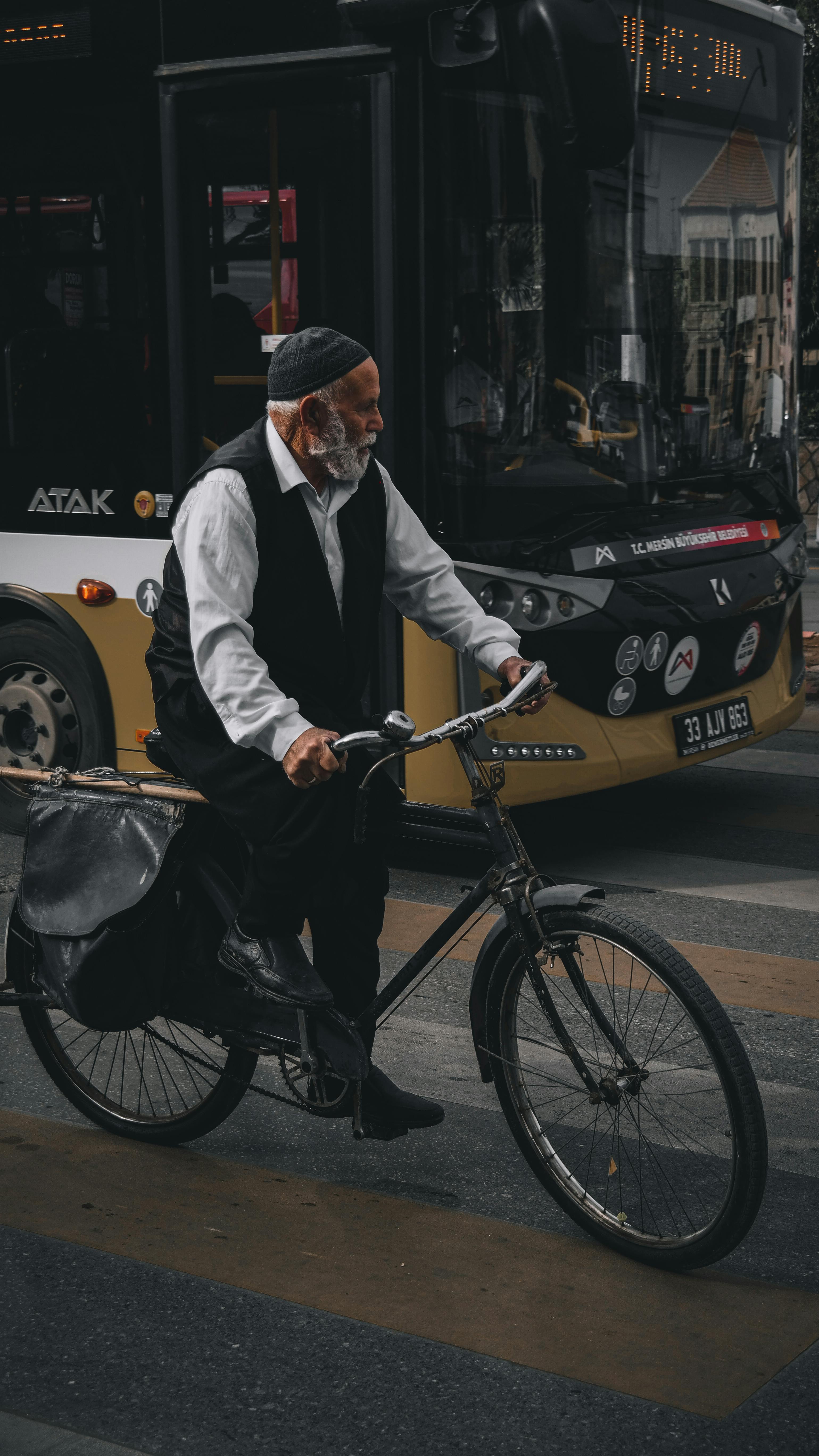 bicycle for elderly woman