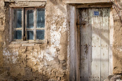 Gratis lagerfoto af dør, døråbning, facade