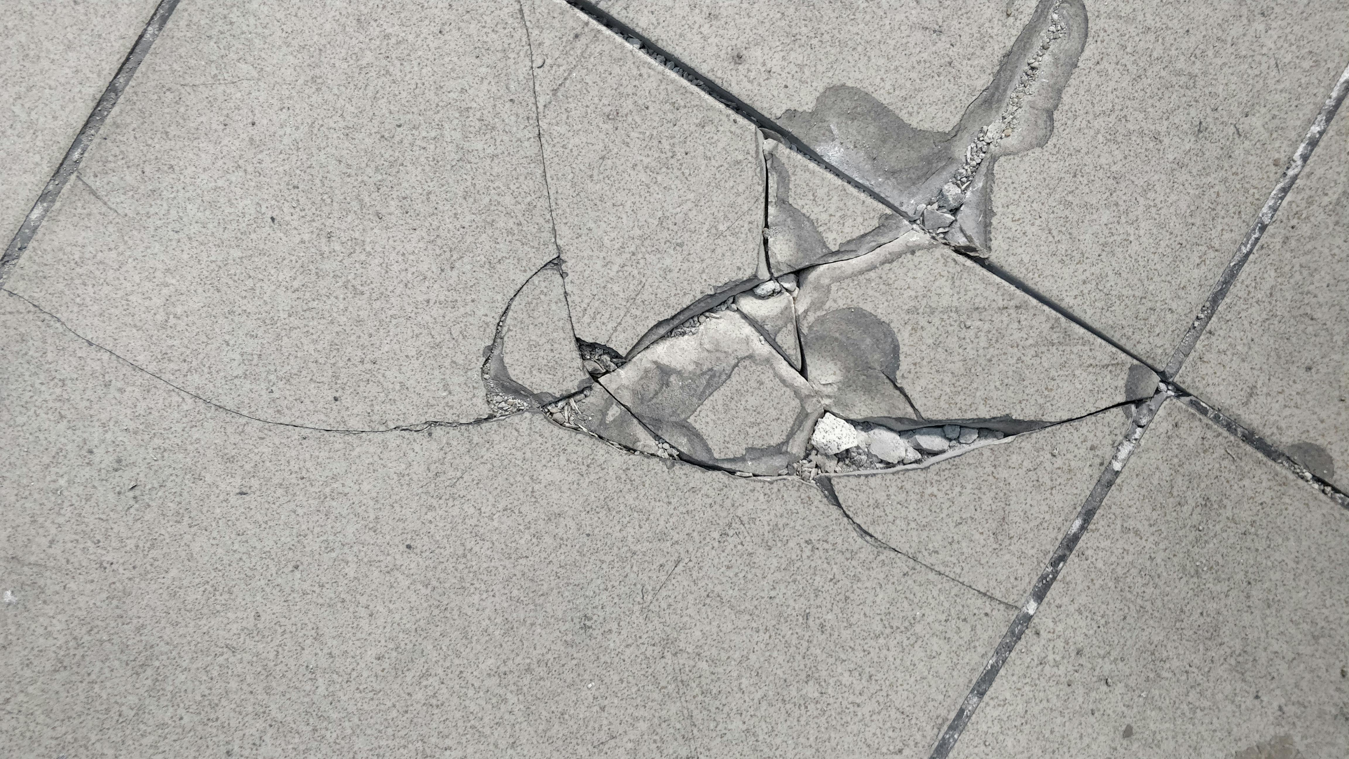 Free stock photo of broken, cracks, floor