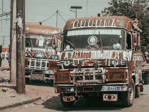 Fotos de stock gratuitas de camino de tierra, camiones, sistema de transporte