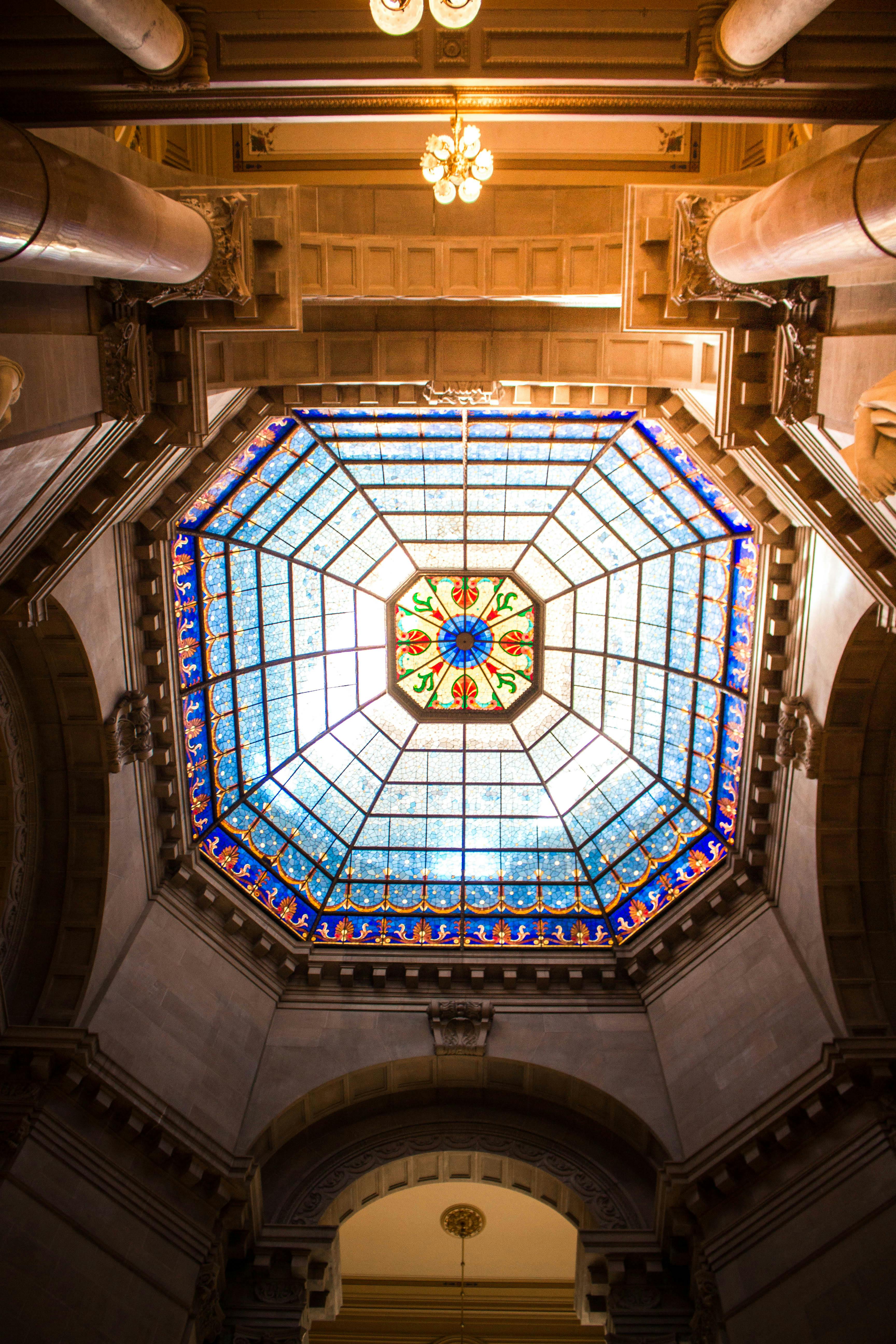 inside indiana state house in indianapolis modern architectural design photography