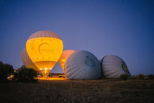 Hot-air balloon at dawn (with backup) — Cappadocia