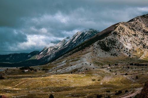 Immagine gratuita di esterno, fotografia della natura, montagna