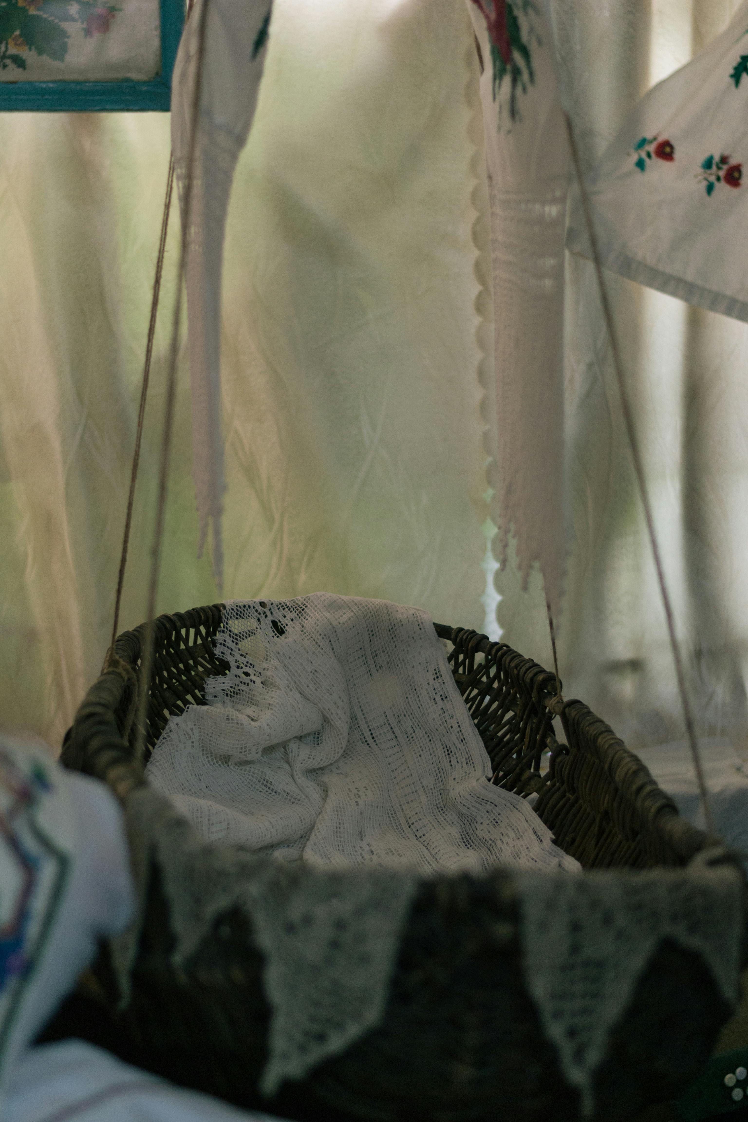 Empty Crib Photos, Download The BEST Free Empty Crib Stock Photos & HD