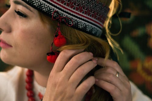 ウクライナ語, ニット帽, プロフィールの無料の写真素材