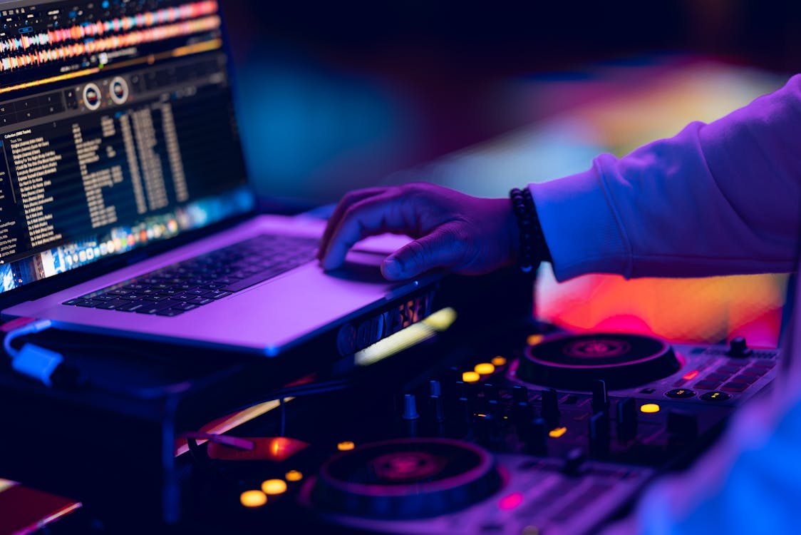 DJ, DJミキサー, オーディオミキサーの無料の写真素材
