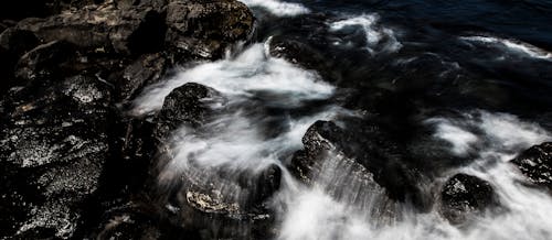 Gratis arkivbilde med @outdoor, bergdannelse, elvvann