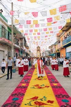 Colorful religious procession in Alto Lucero, Mexico, showcasing local culture and tradition.
