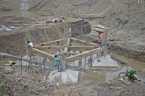 Foto d'estoc gratuïta de columnes, construint, fundació