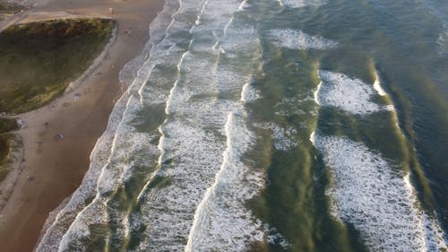 Fotobanka s bezplatnými fotkami na tému fotografia z dronu, krajina pri mori, kývať