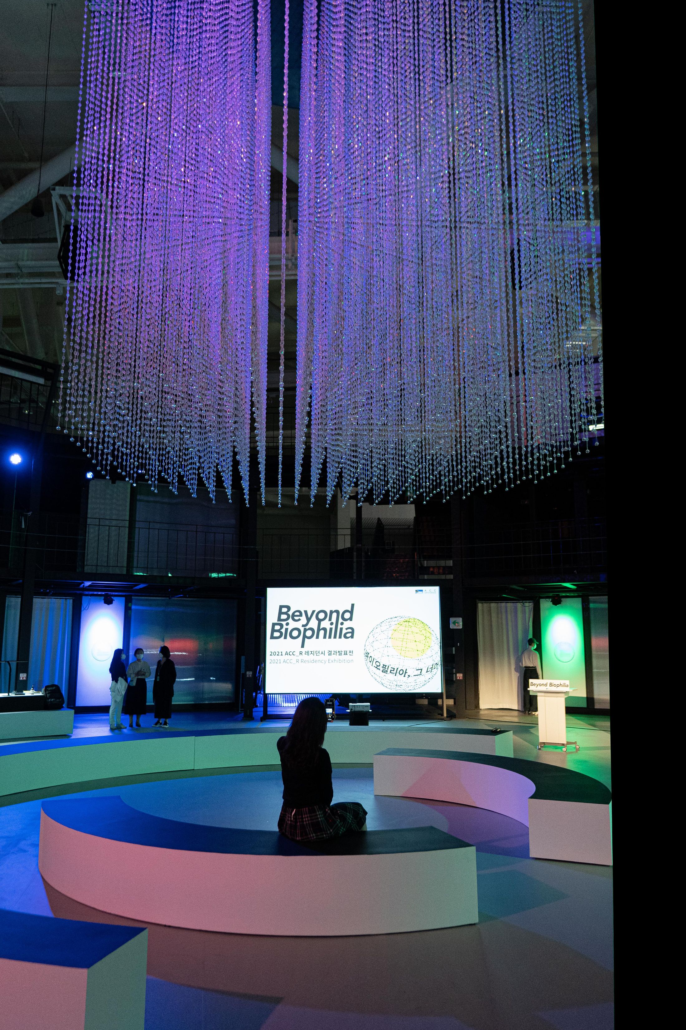 Modern illuminated exhibition and activation environment