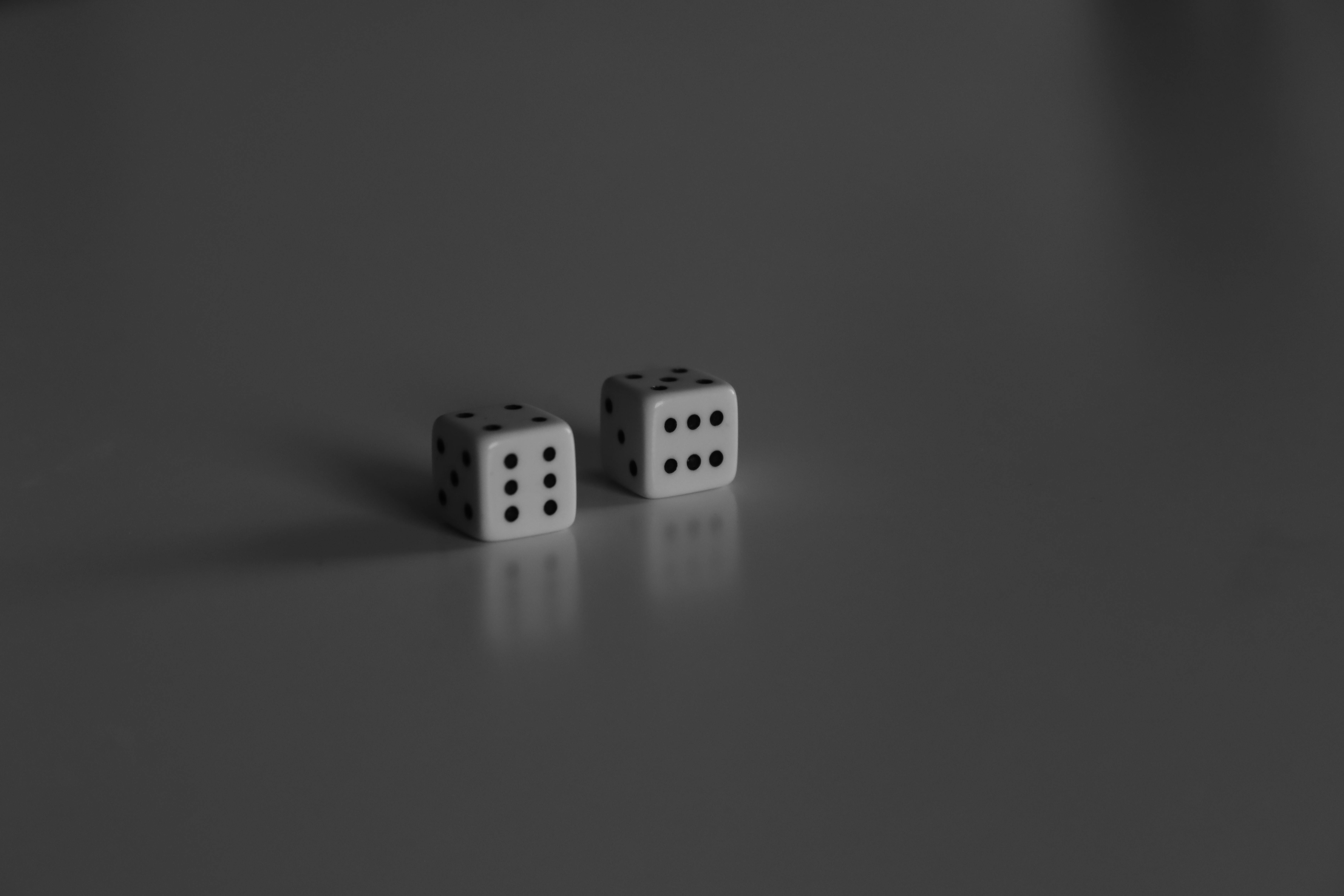 Wallpaper : 2560x1600 px, dice, minimalism 2560x1600 - goodfon - 1277941 -  HD Wallpapers - WallHere