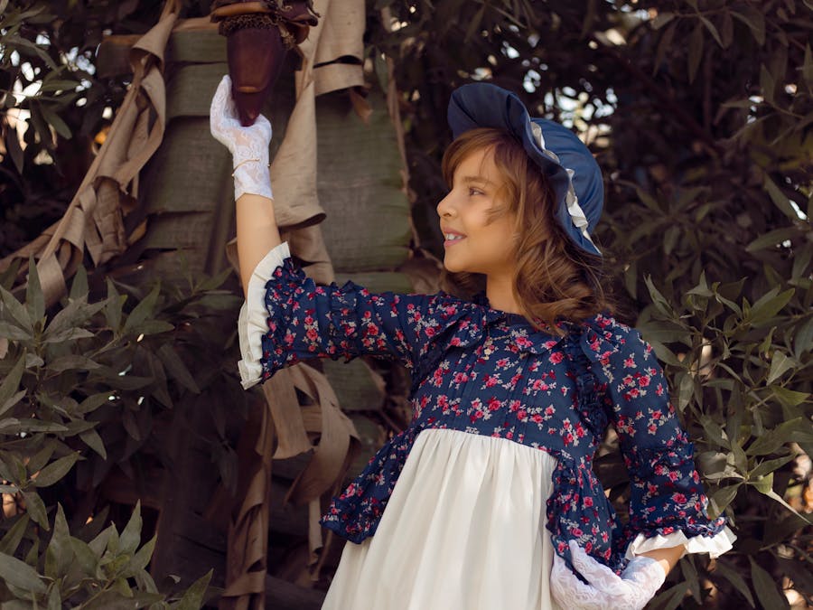 What is a pretty name for a girl?