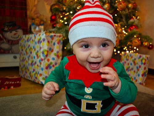 Photos gratuites de ambiance de noel, bébé, cadeaux de noël