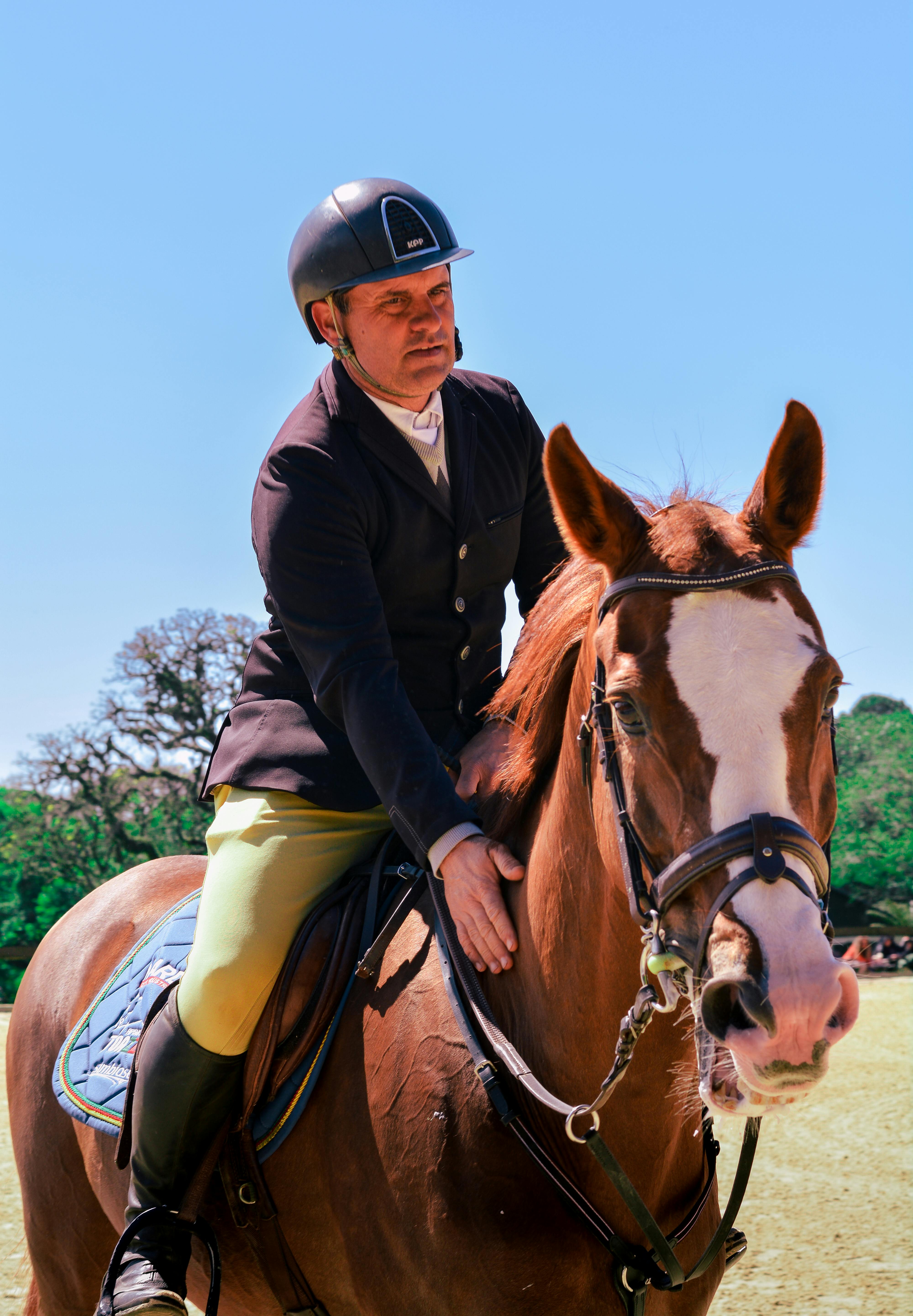 Photo by Alisson Joan