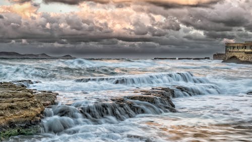 Gratis lagerfoto af bølger, hav, skyer