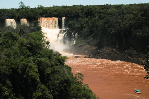 Gratis lagerfoto af flod, iguassu falls, jolle